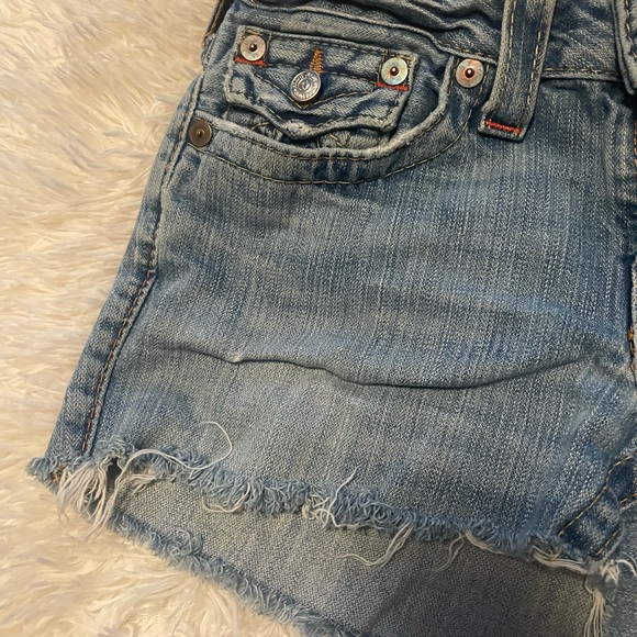 SOLD True Religion Jean Cut Off Shorts Size 29 - Picture 2 of 7